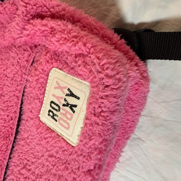 Roxy Fuzzy Pink Backpack - Picture 5 of 8